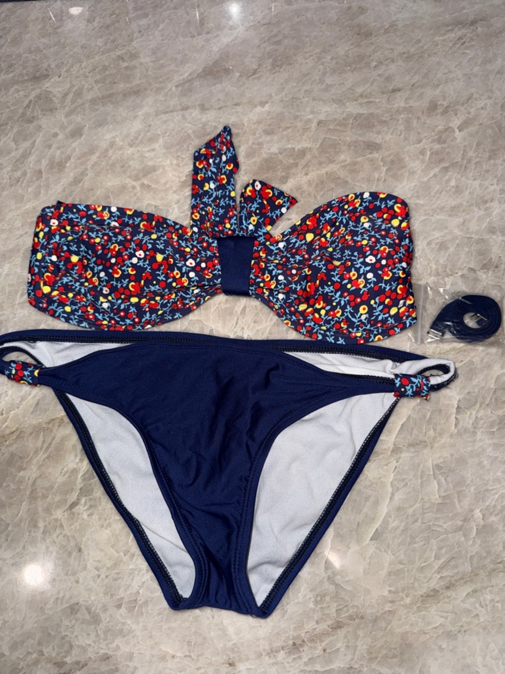 Splendid Navy Floral Bikini. Size Medium. EUC